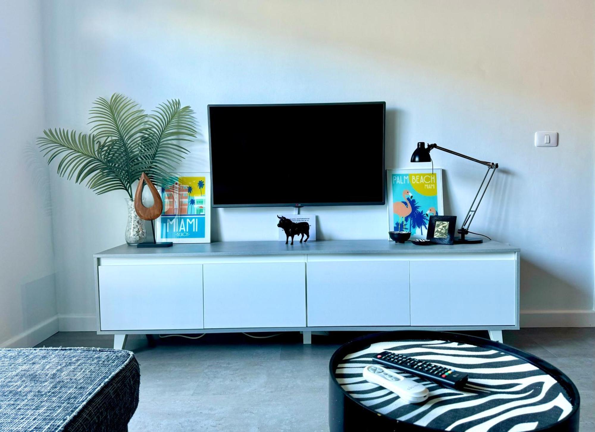 Alma Elegant Suite Apartment 坎德拉里亚 外观 照片